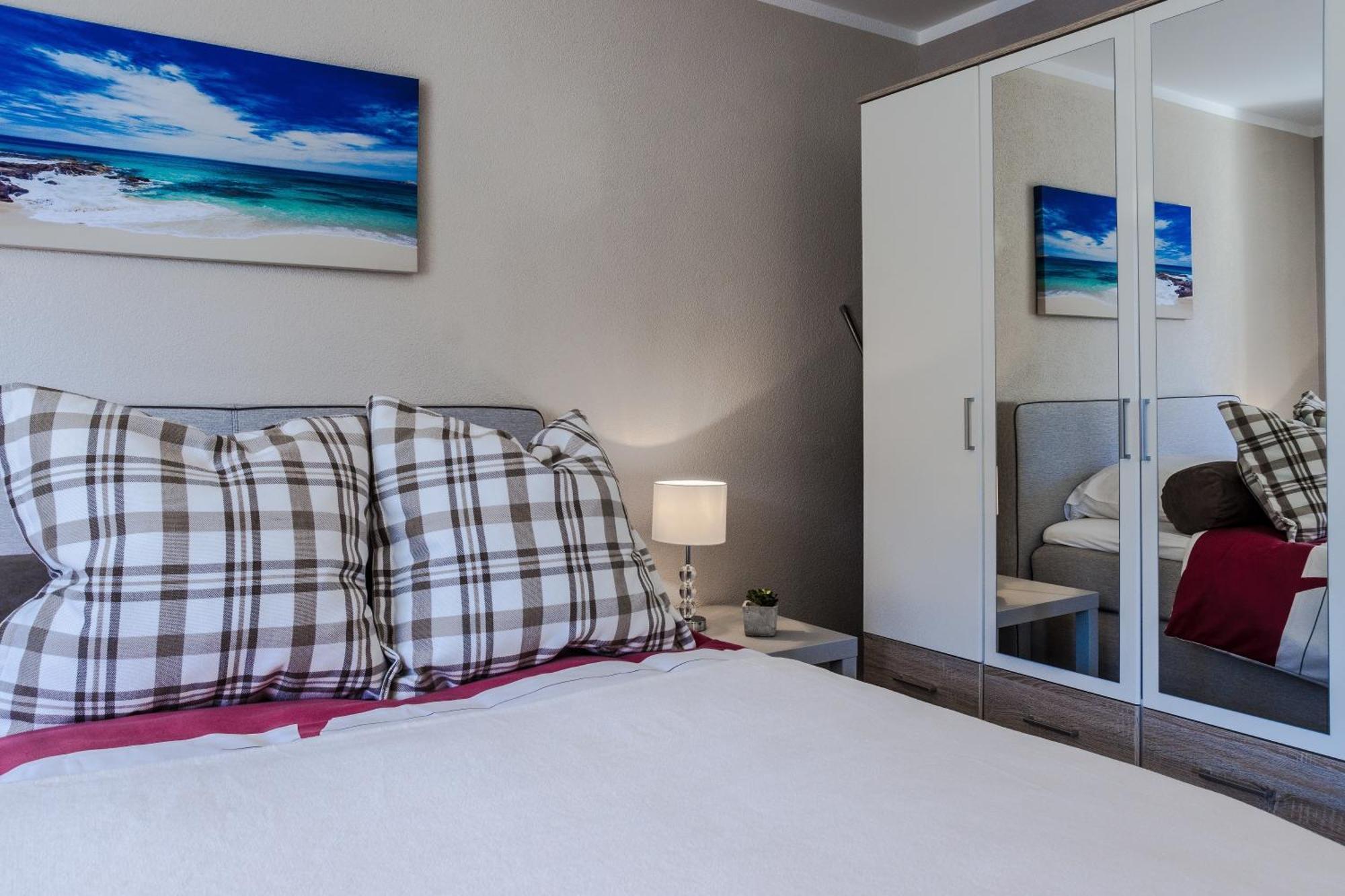 Reloc Serviced Apartments Zurich-Oerlikon Стая снимка