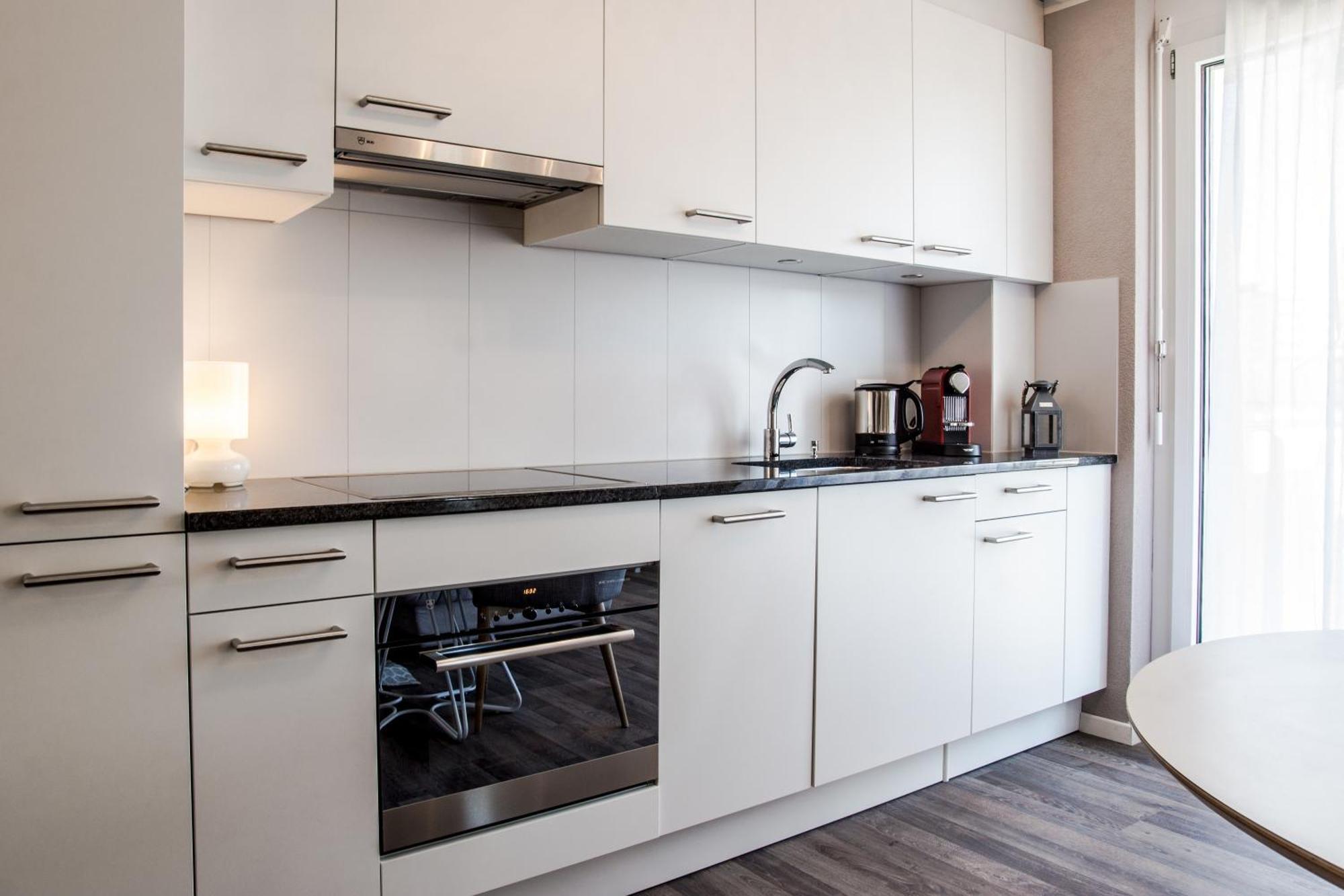 Reloc Serviced Apartments Zurich-Oerlikon Стая снимка