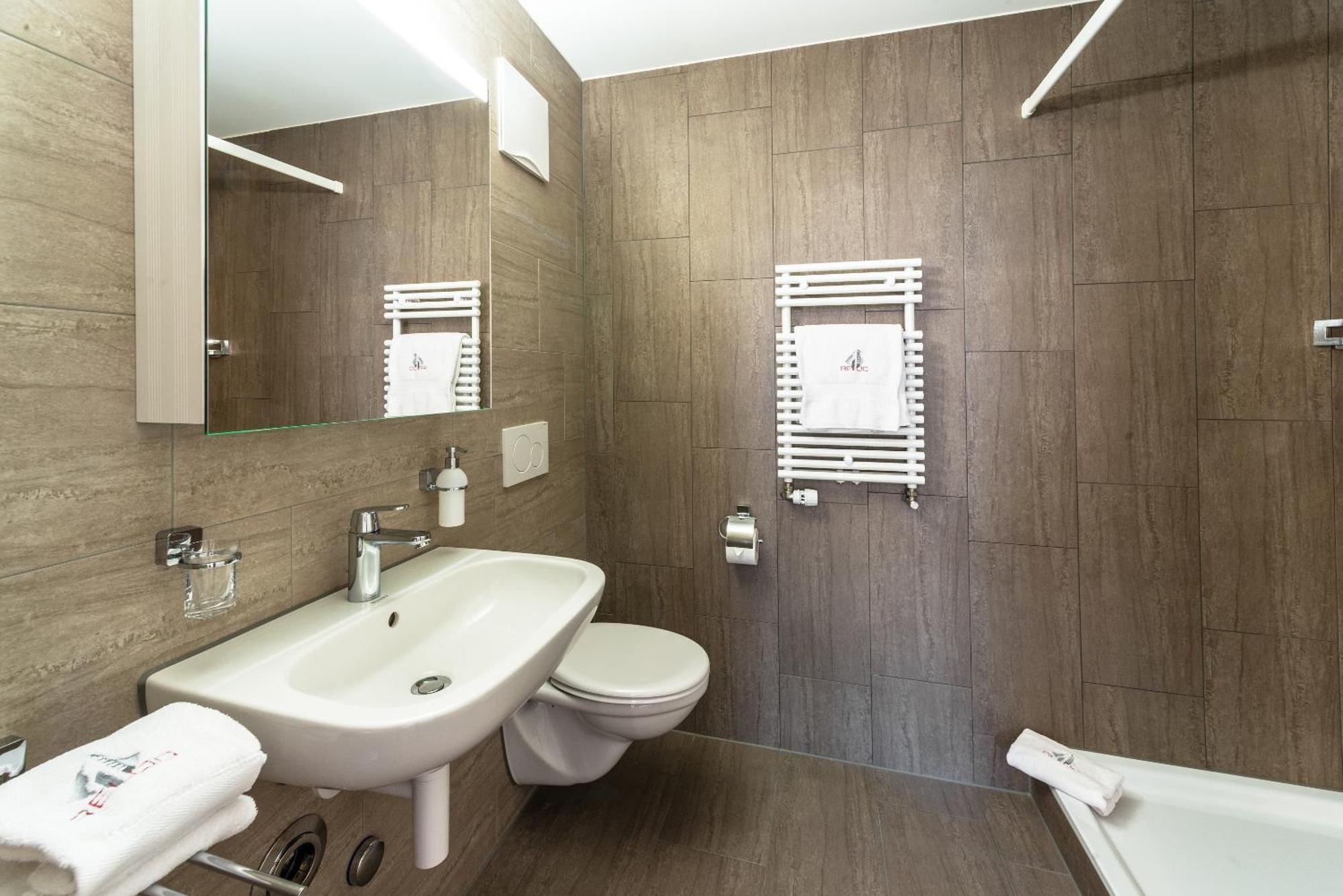 Reloc Serviced Apartments Zurich-Oerlikon Стая снимка